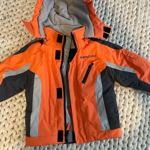 VGUC Toddler Boys winter coat. Brand: Snozu 18 months. Orange with gray